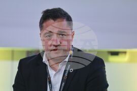 Конференция - строителство и инвестиции - първи дискусионен панел