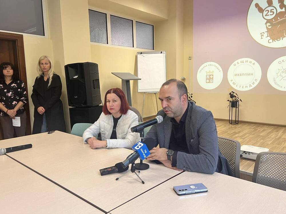 Община Кюстендил започна кампания сред учениците за правилата за безопасност при ползването на електрически тротинетки