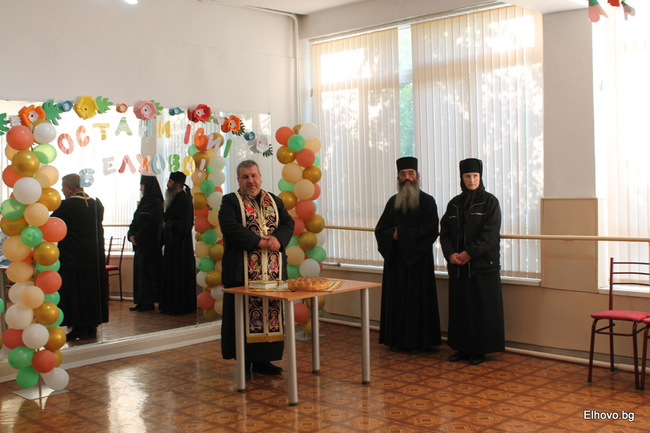 Деца от Елхово ще учат за християнските ценности, добродетели и традиции в клуб към Общинския детски комплекс