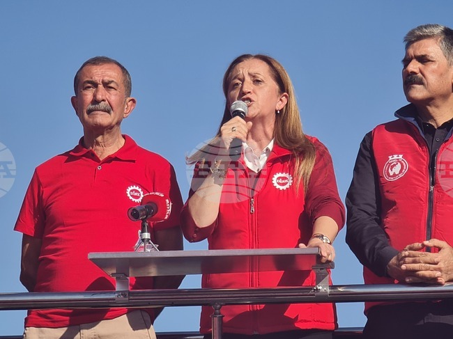 Синдикалната организация ДИСК остро осъди решението за смяната на ръководството на окръжната организация на НРП в Истанбул 