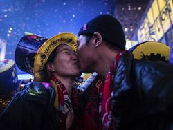 APTOPIX New Year New York