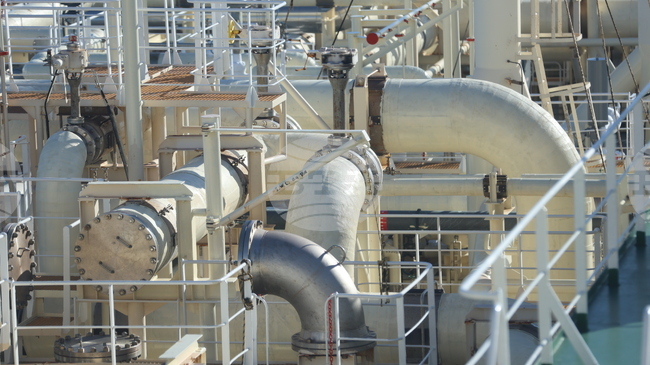 Цената на природния газ на хъба TTF е близо 32 евро за мегаватчас, на "Газов хъб Балкан" - 61 лева 