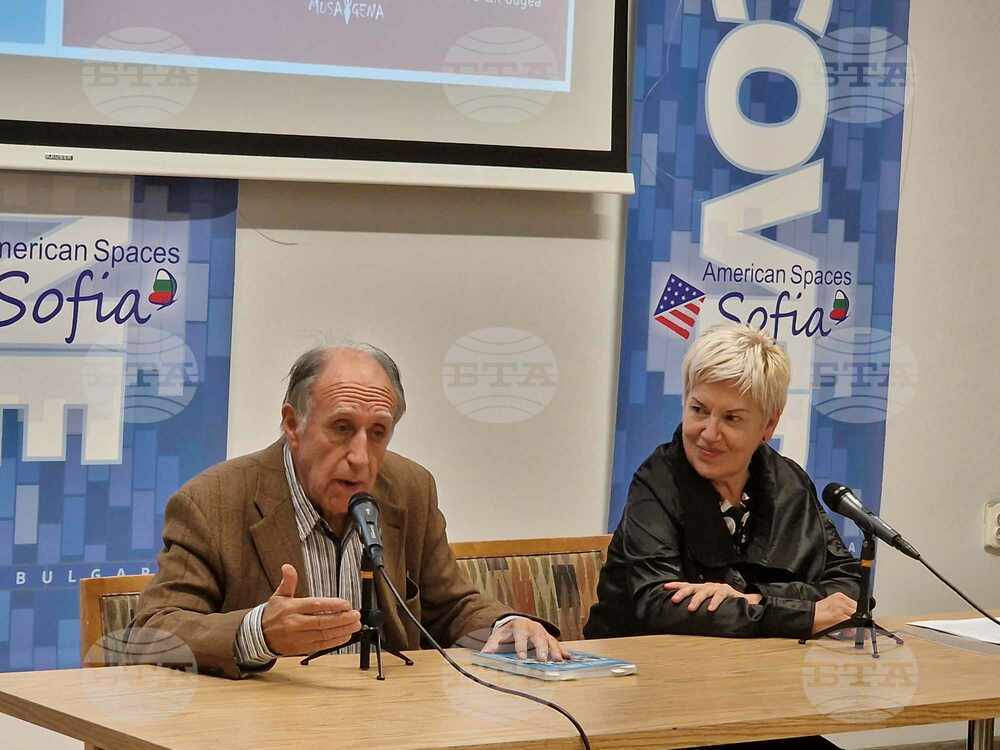 Изданието „Моите хора" представя 20 глави от живота на „Умно село“, каза авторката Антоанета Бачурова
