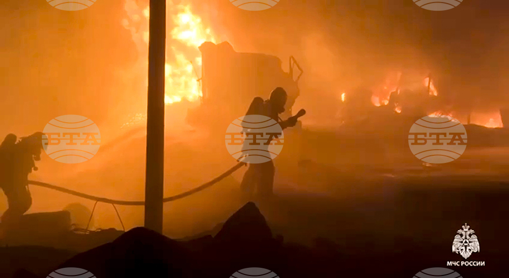 Киев потвърди, че украински дронове са ударили петролна рафинерия в Псковска област 