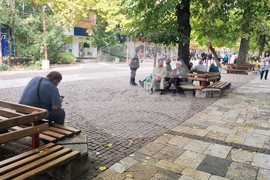 Търговище - ремонт на пейки - център