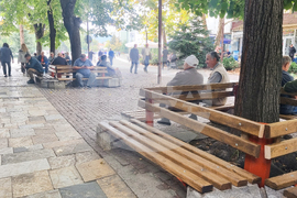 Търговище - ремонт на пейки - център