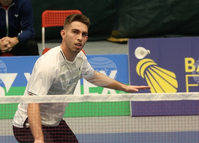 Илиян Стойнов записа победа и загуба на турнир по бадминтон в Полша