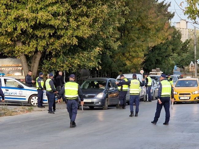 Полицията провери 47 души от криминалния контингент при специализирана операция във Великотърновска област, задържани са шестима