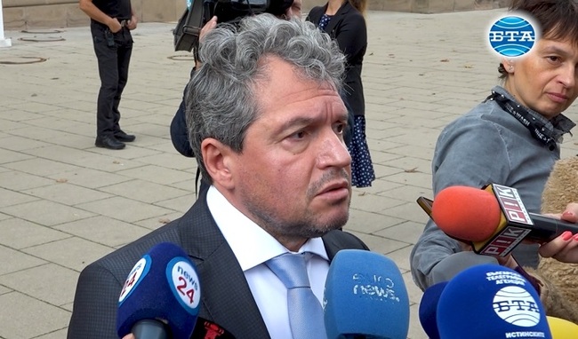 Като цяло имаше някакво осъзнаване, когато е заплашена цялата страна, се действа малко по-разумно, каза Тошко Йорданов след КСНС