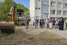 Русе - физкултурен салон - първа копка