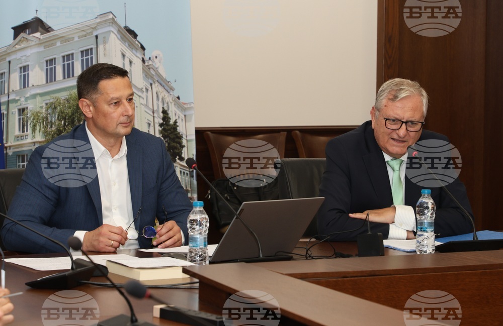 Варна - „Епохата на автократите“ от Гидиън Рахман - представяне