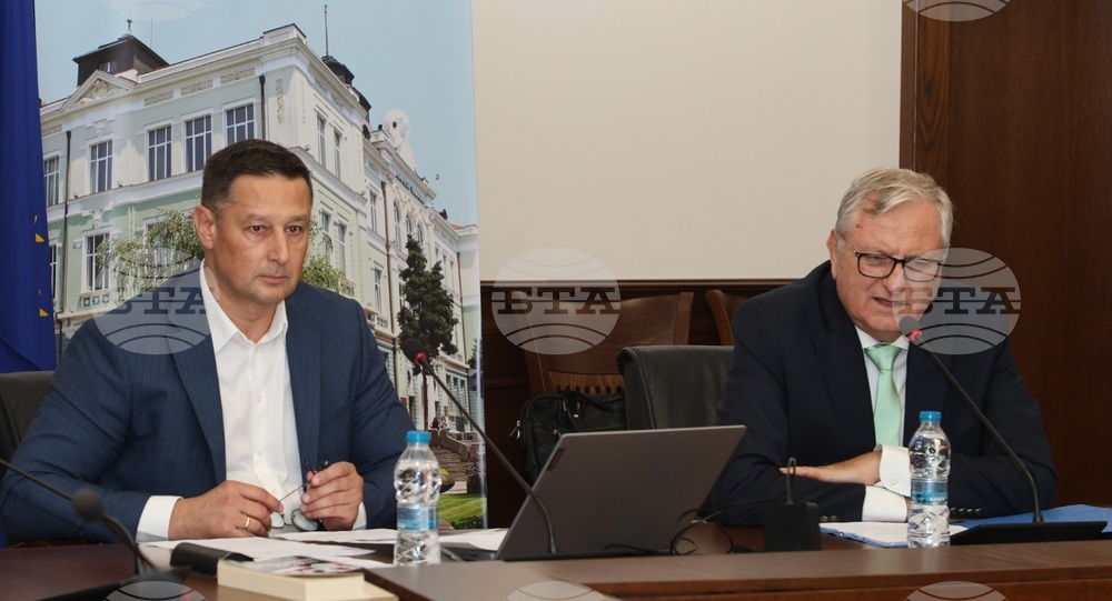 Варна - „Епохата на автократите“ от Гидиън Рахман - представяне