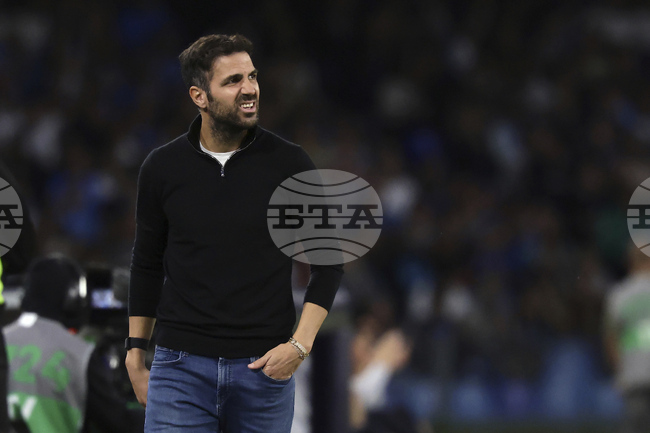 Ръководството на Интер е започнало преговори с треньора на Комо Сеск Фабрегас