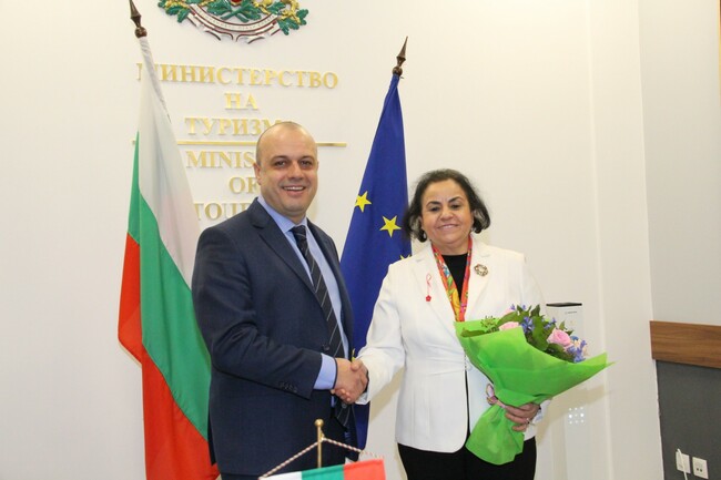 Мароканците оценяват България като привлекателна дестинация за ски и спа туризъм, заяви посланик Закия Ел Мидауи