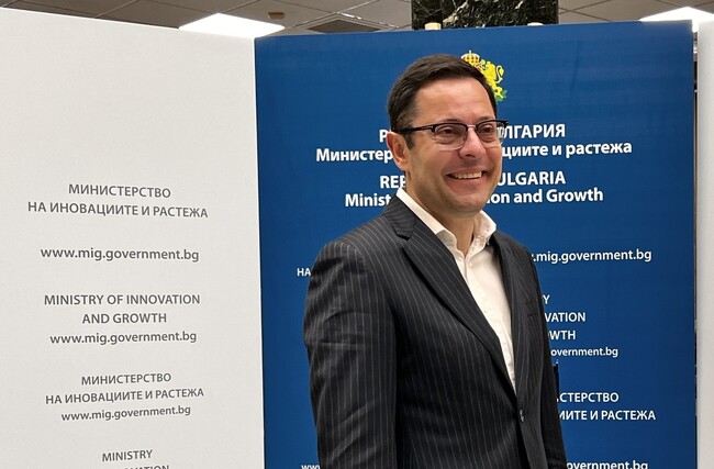 Министерство на иновациите и растежа: Семейни фирми ще могат да кандидатстват за 117 млн. лв. по Новата програма за конкурентоспособност