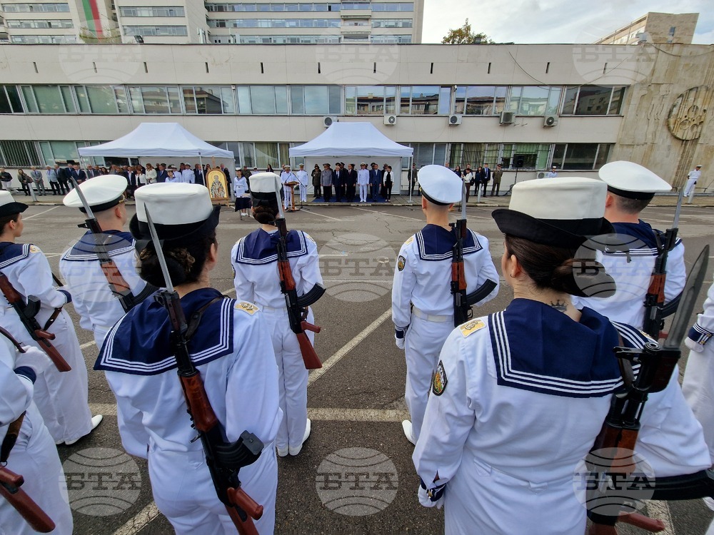 ВМА - присвояване на първо офицерско звание - церемония