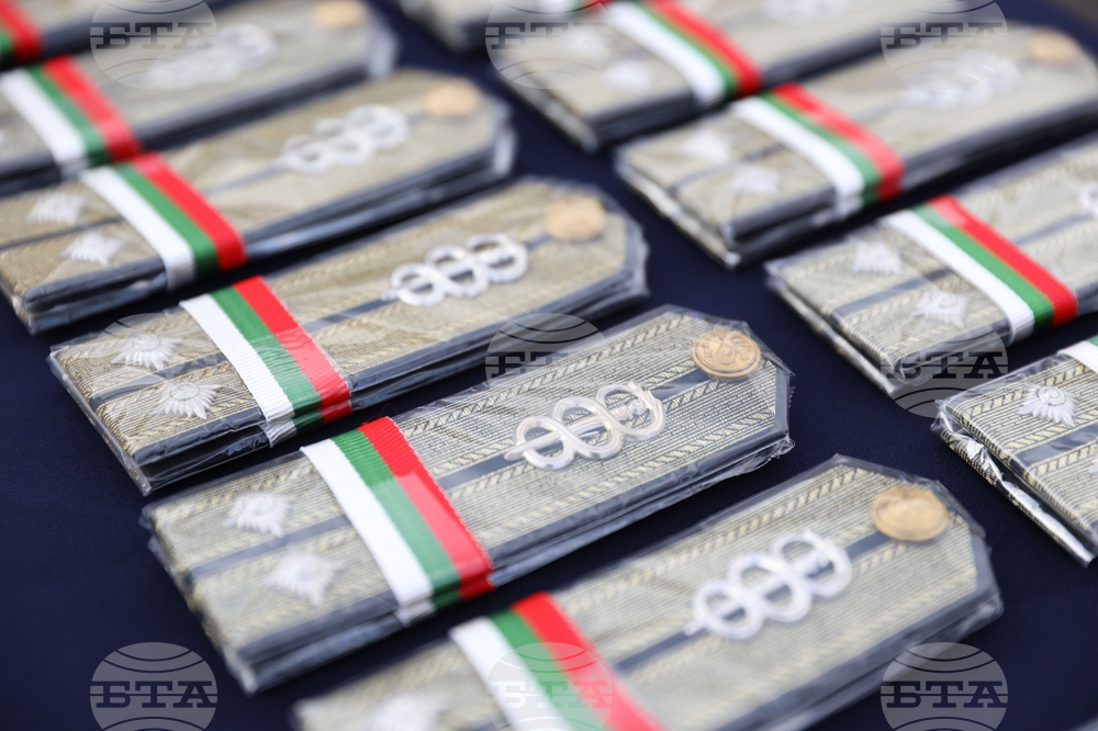 ВМА - присвояване на първо офицерско звание - церемония