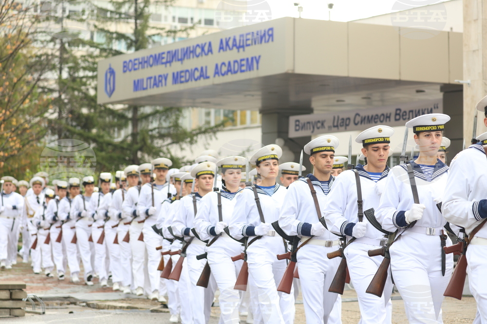 ВМА - присвояване на първо офицерско звание - церемония