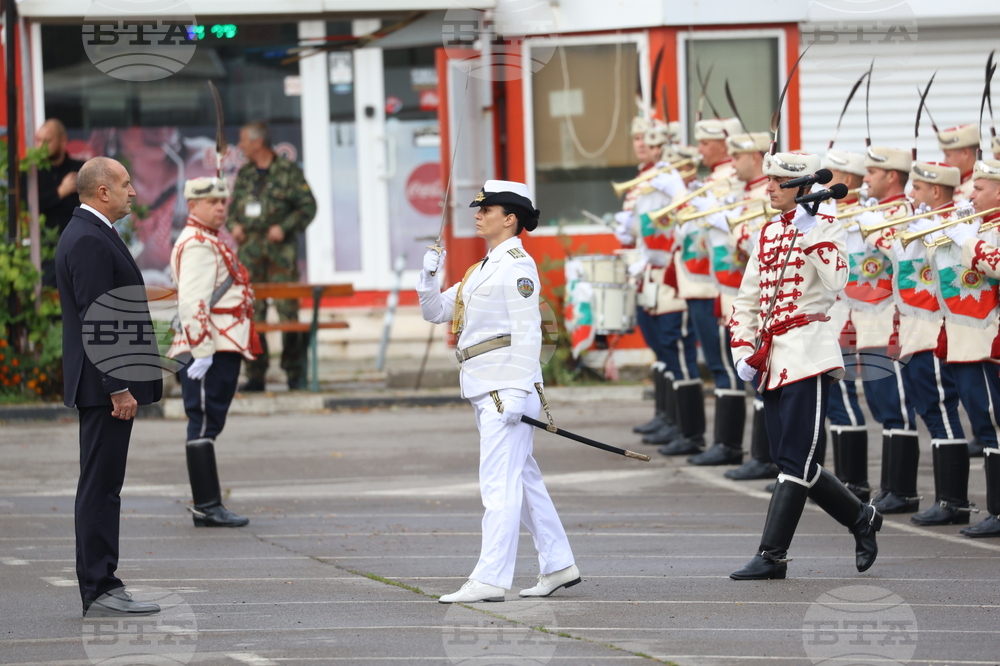ВМА - присвояване на първо офицерско звание - церемония