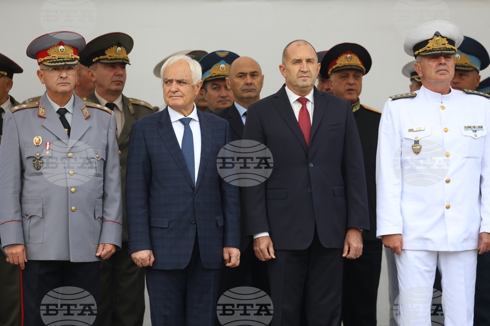 ВМА - присвояване на първо офицерско звание - церемония