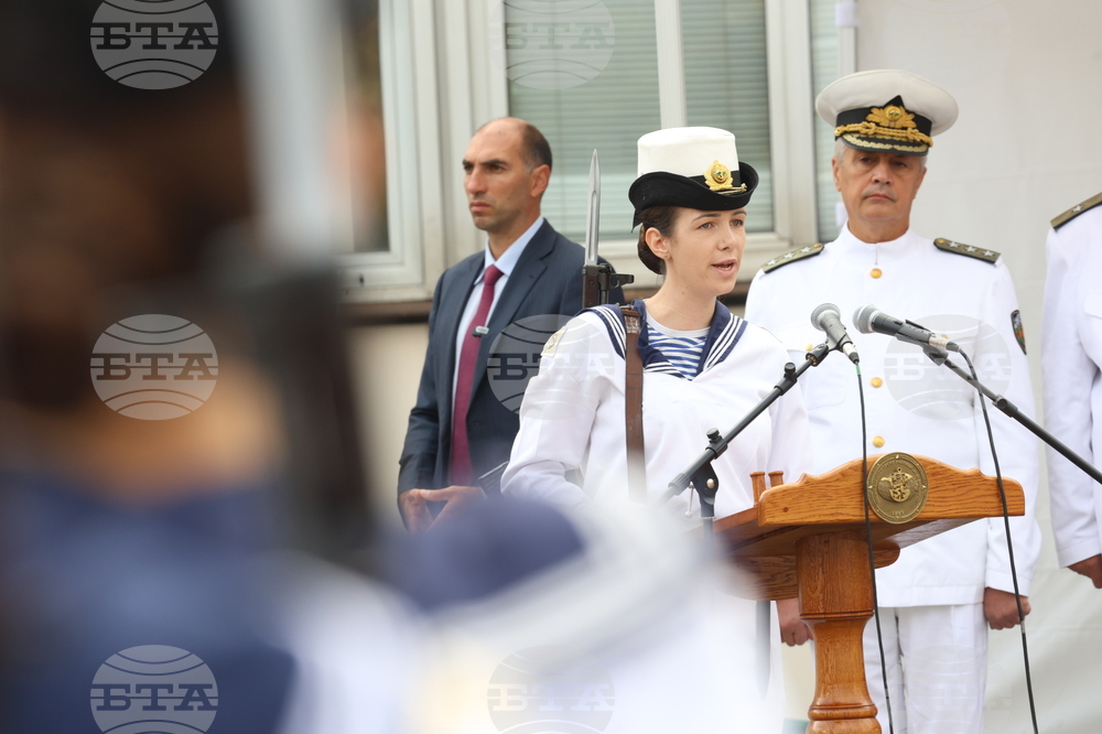 ВМА - присвояване на първо офицерско звание - церемония