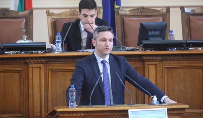 Кристиан Вигенин, БСП: В 21-ви век всеки български гражданин трябва да има достъп до мобилни услуги