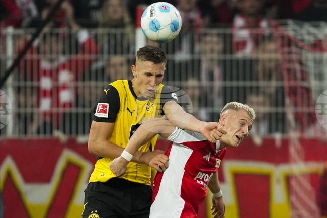 "Нико Шлотербек знае какво има в Борусия Дортмунд", заяви спортният директор на клуба Себастиан Кел