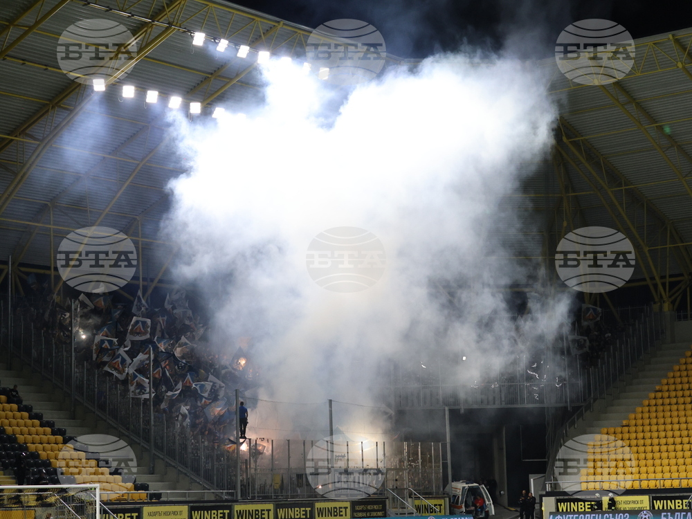 Пловдив - футбол - „Ботев (Пловдив) - „Левски“ (София)