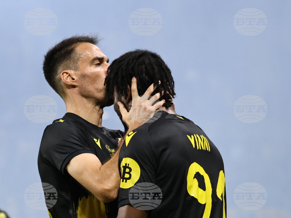 Пловдив - футбол - „Ботев (Пловдив) - „Левски“ (София)