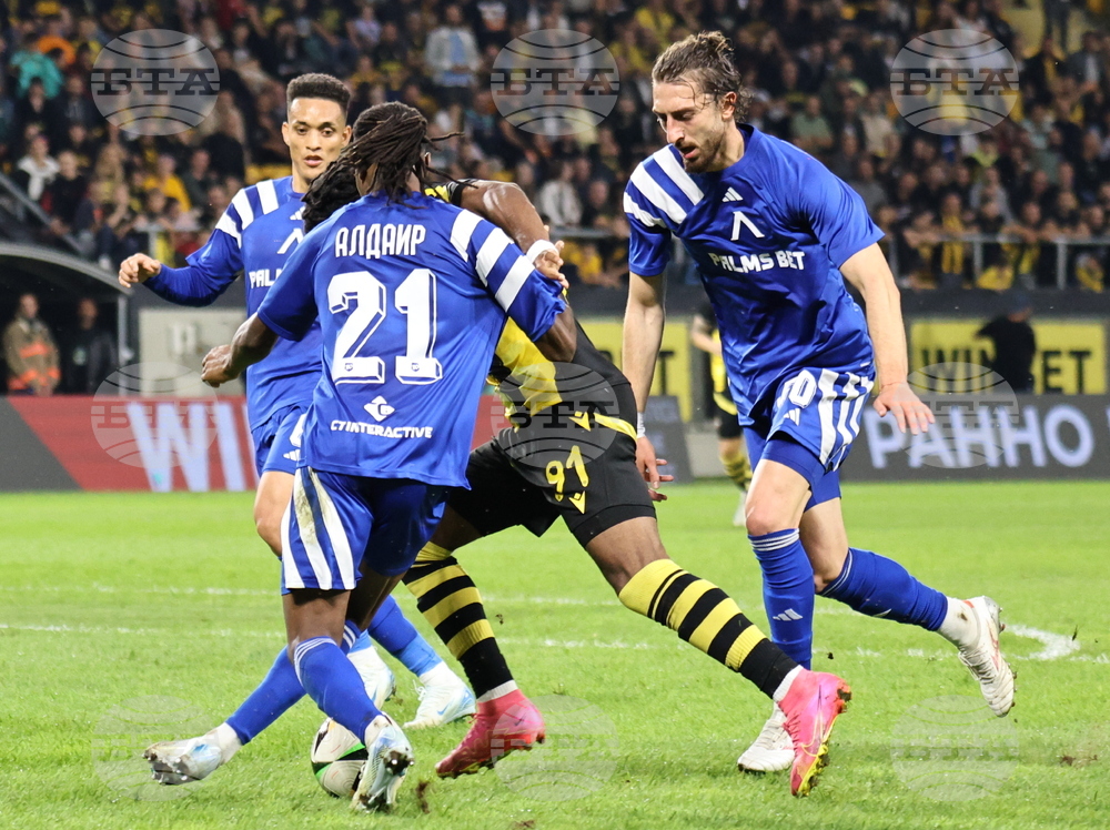 Пловдив - футбол - „Ботев (Пловдив) - „Левски“ (София)