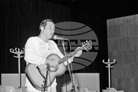 Димитър Туджаров-Шкумбата - комик