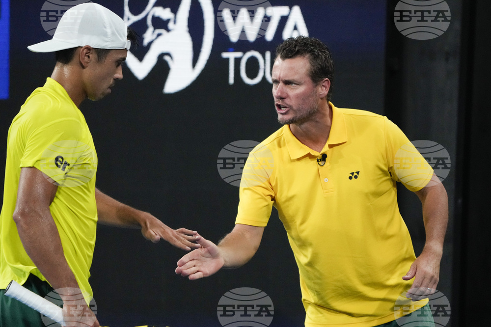 Лийтън Хюит ще се състезава на двойки със сина си на Чалънджър в Австралия