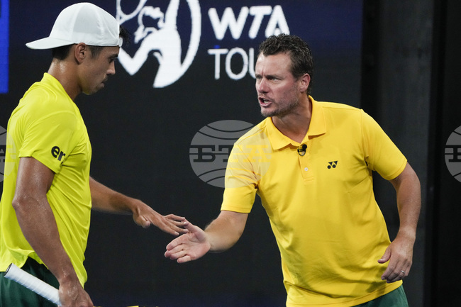 Лийтън Хюит ще се състезава на двойки със сина си на Чалънджър в Австралия