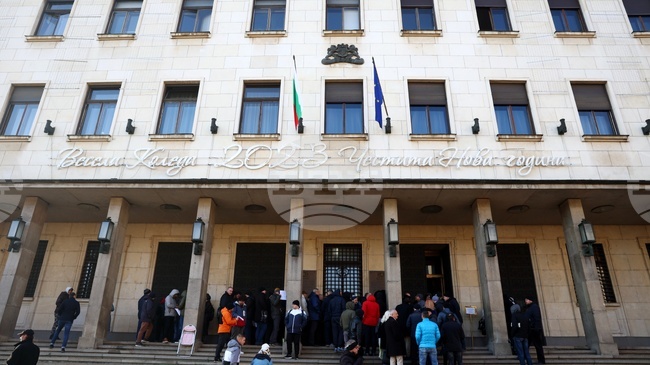 Курсове на българския лев към отделни чуждестранни валути и цена на златото, валидни за 21.11.2025