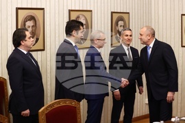 Румен Радев - Продължаваме промяната - мандат - връчване