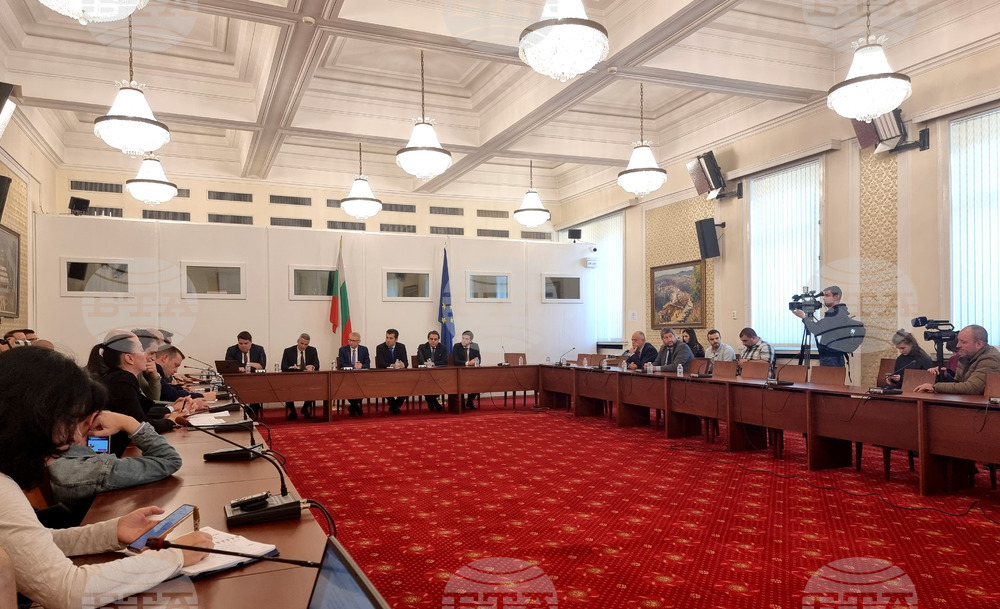 Continue the Change Meets with Three Other Parliamentary Forces about Second Government-Forming Mandate