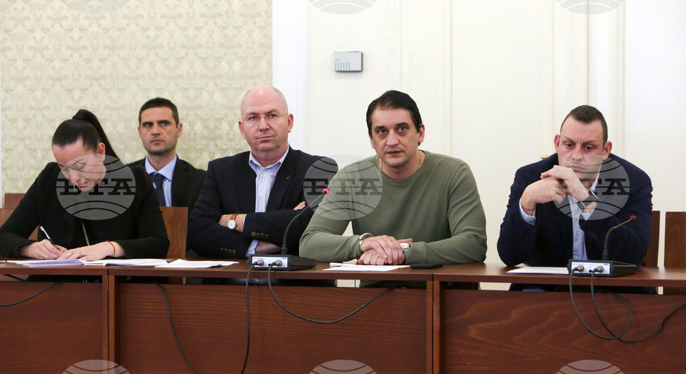 Парламент - "Продължаваме Промяната" - партии - среща