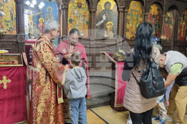 Търговище - църква „Св. Успение Богородично“ - неделна служба