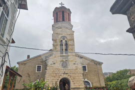 Разград - църква „Св. Николай Мирликийски Чудотворец“ - неделна служба