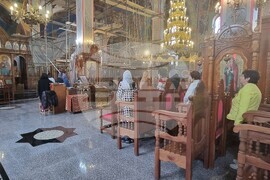 Шумен - църква „Свети Три Светители“ - неделна служба