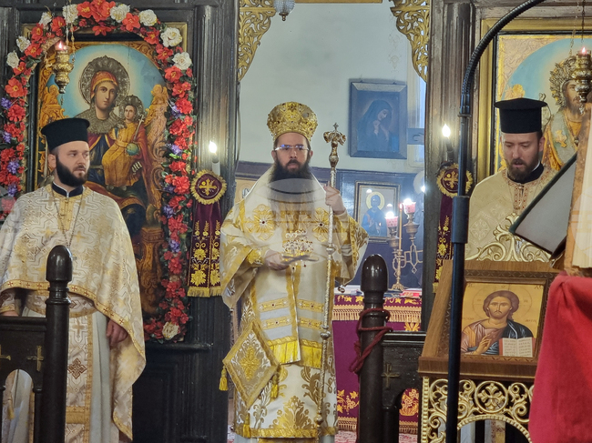 Сливен - митрополит - литургия