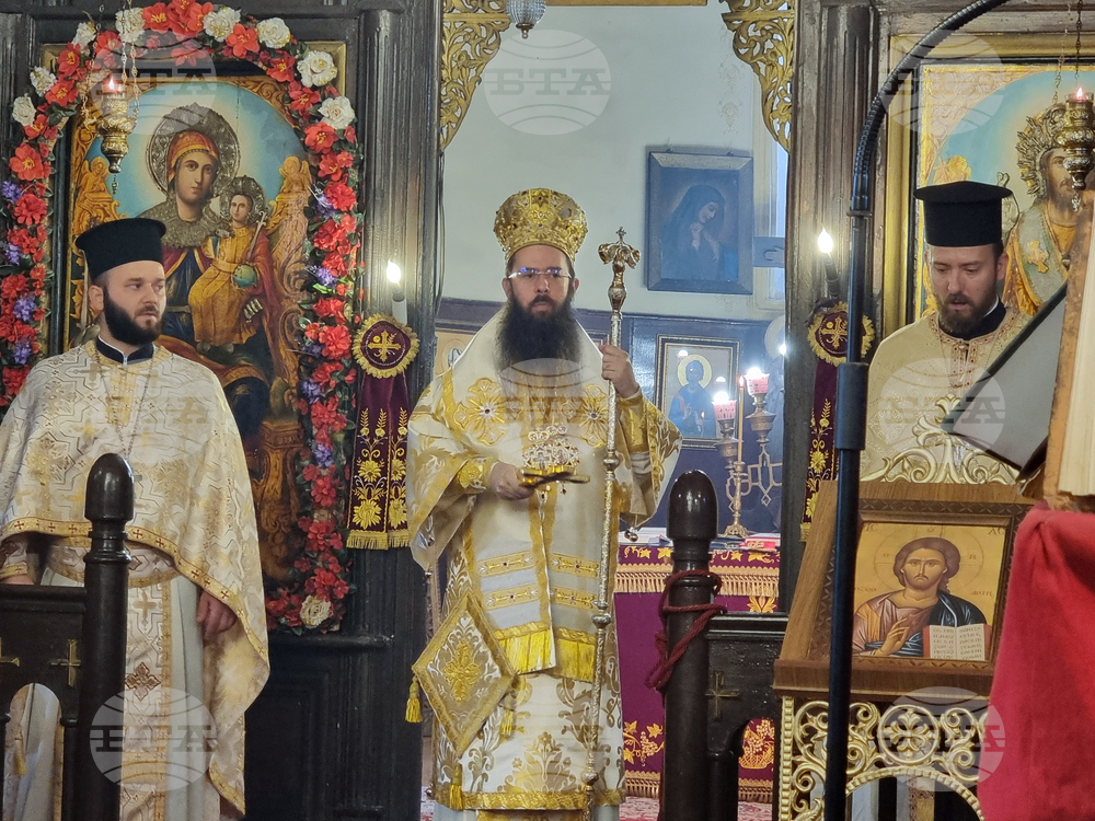Сливен - митрополит - литургия