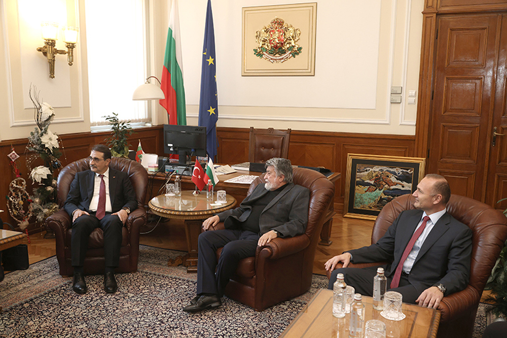 Вежди Рашидов - Фатих Дьонмез - среща