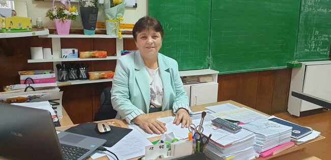 Учителката в Тараклия Екатерина Дериволкова пред БТА: Обичайте децата и професията си, отдавайки се на нея с цялата си душа
