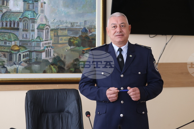 Засилено присъствие на полицията ще има по пътищата в почивните дни 