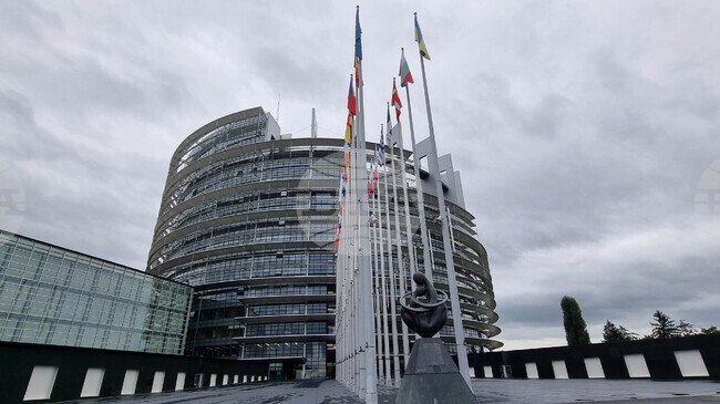 Роберта Мецола изрази подкрепа за Гренландия и разкритикува наказателните мита на САЩ спрямо европейски държави