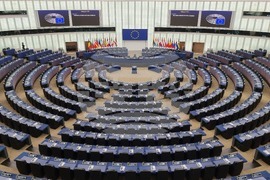 Франция - Страсбург - изглед - Европейският парламент - Пленарна зала