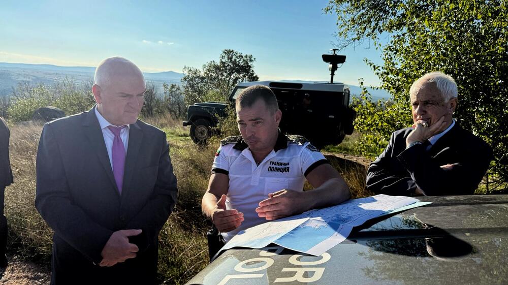 Премиерът Главчев: Няма компрометирани участъци по оградата на българо-турската граница