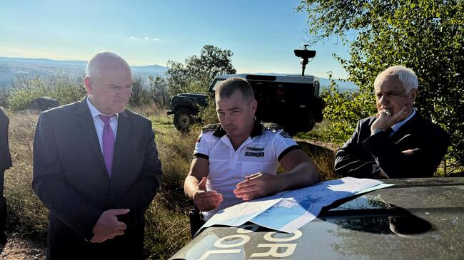 Премиерът Главчев: Няма компрометирани участъци по оградата на българо-турската граница