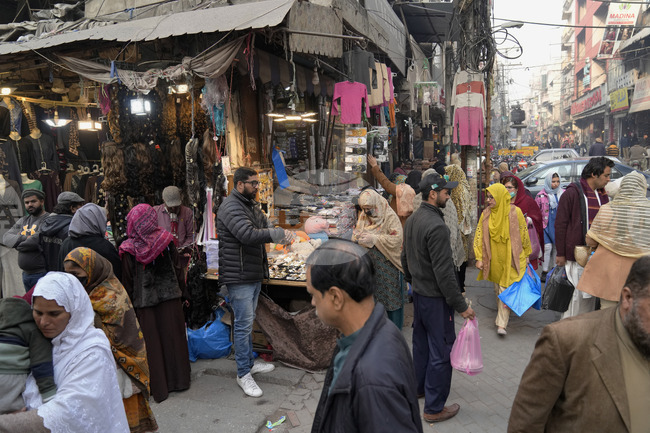 Мисия на МВФ ще посети Пакистан за оценка на управлението и рисковете от корупция 